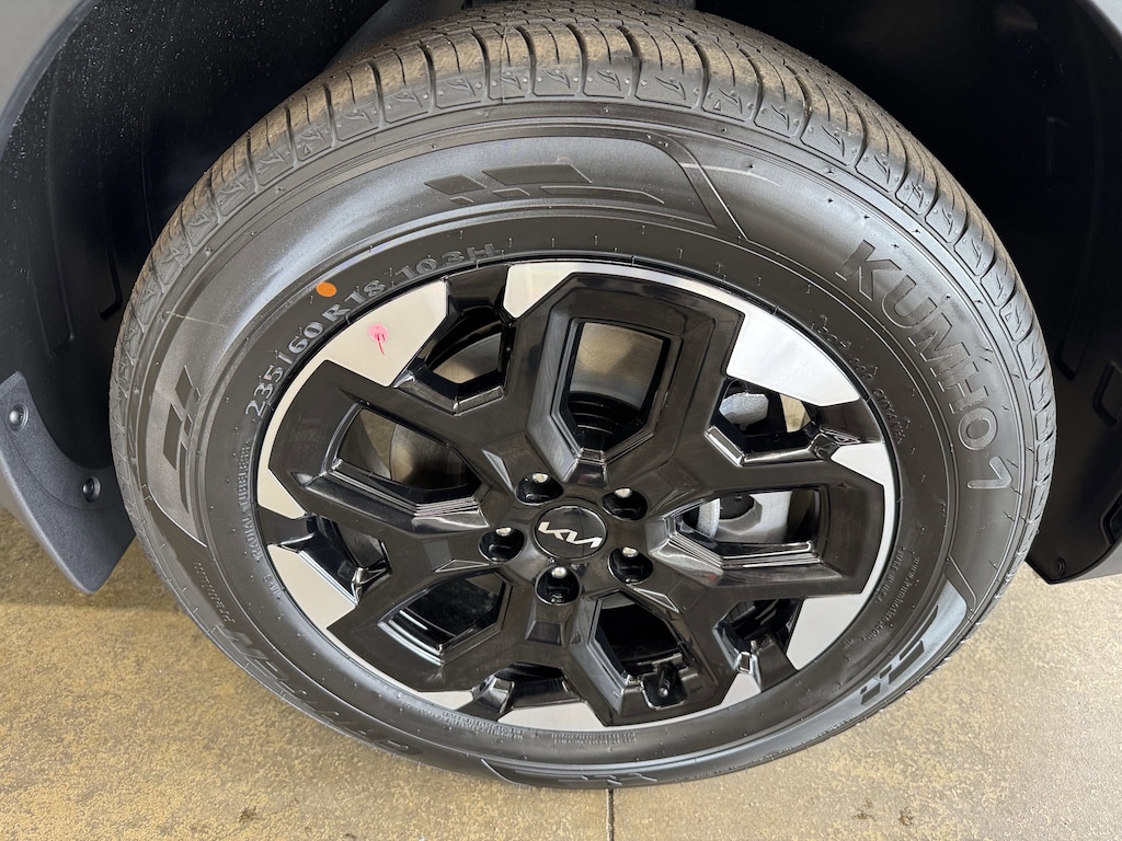 New 2025 Kia Sorento S SUV