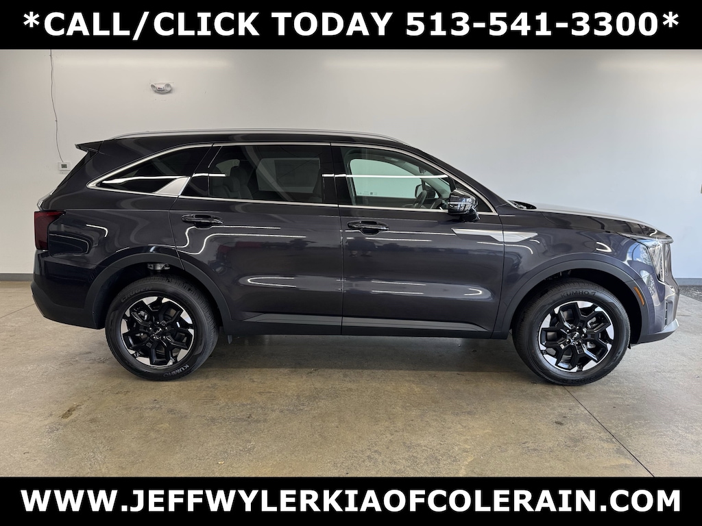 New 2025 Kia Sorento S SUV