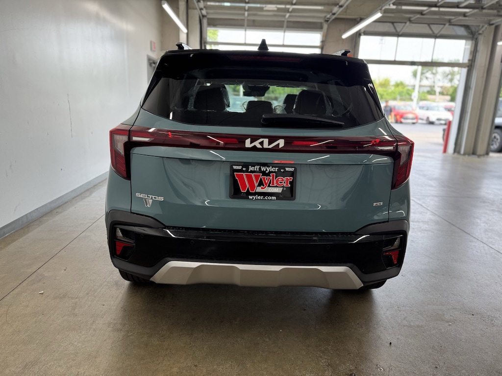 New 2026 Kia Seltos SX SUV