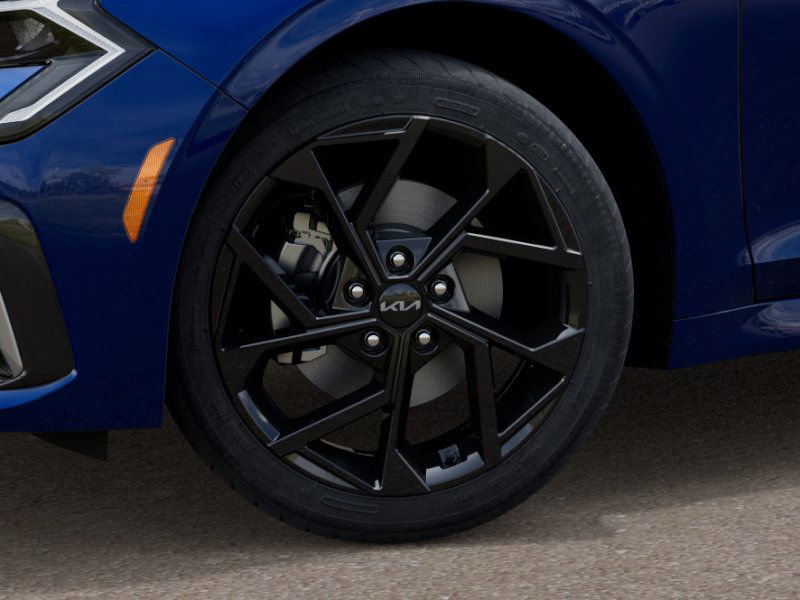 2026 Kia K5 GT-Line photo 4