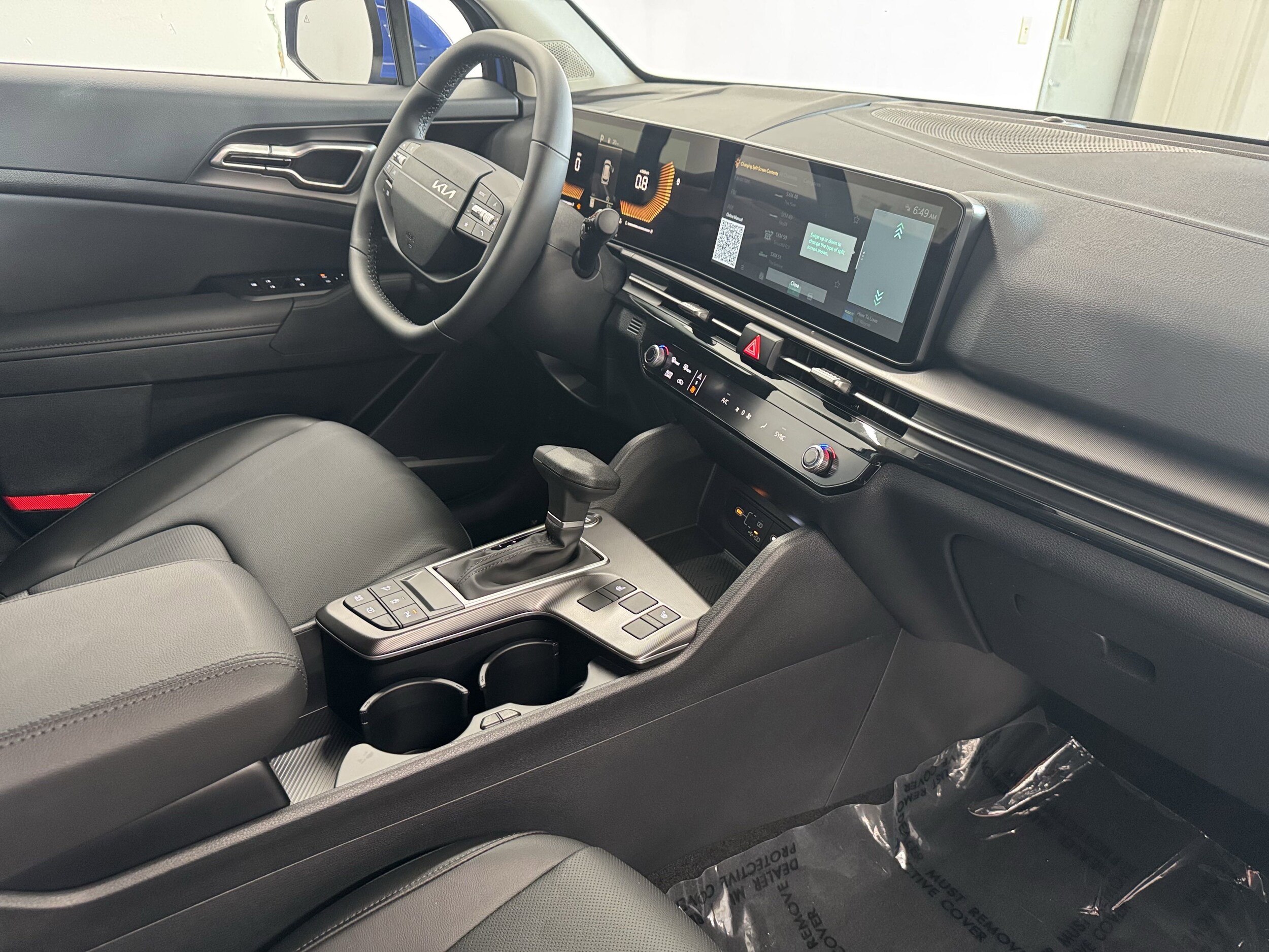 2026 Kia Sportage EX photo 4