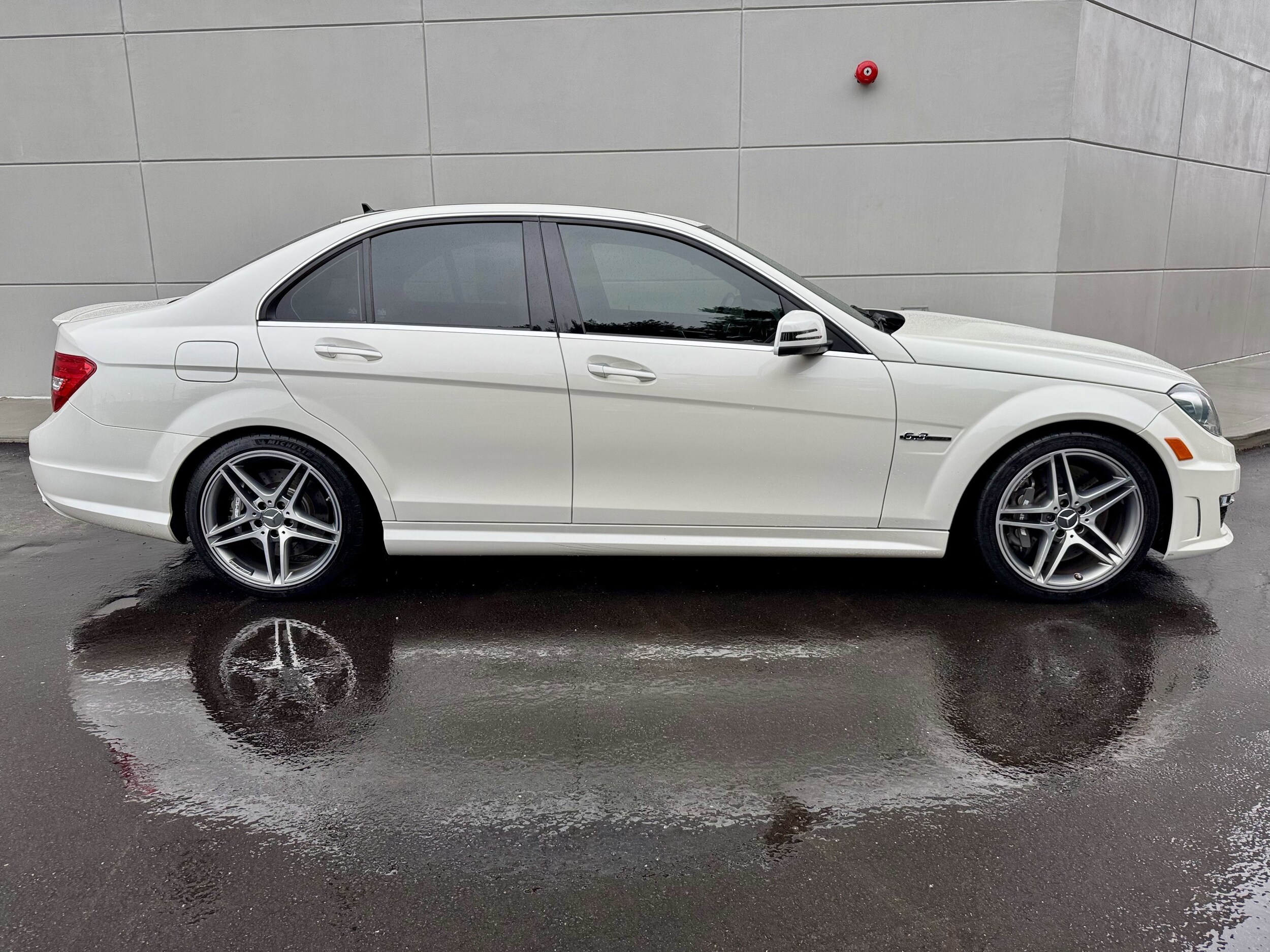2014 Mercedes Benz C 63 AMG photo 2