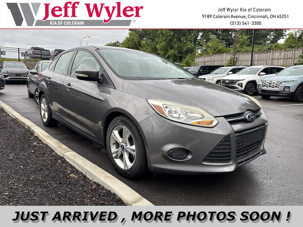 Used 2014 Ford Focus SE Sedan
