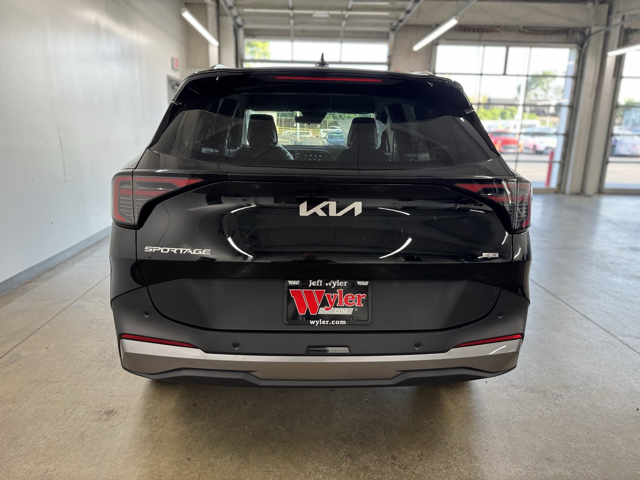 2026 Kia Sportage EX photo 2