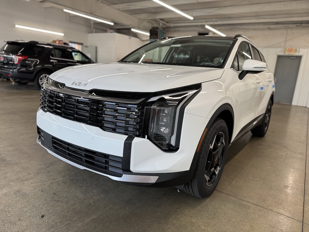 New 2026 Kia Sportage Hybrid EX SUV