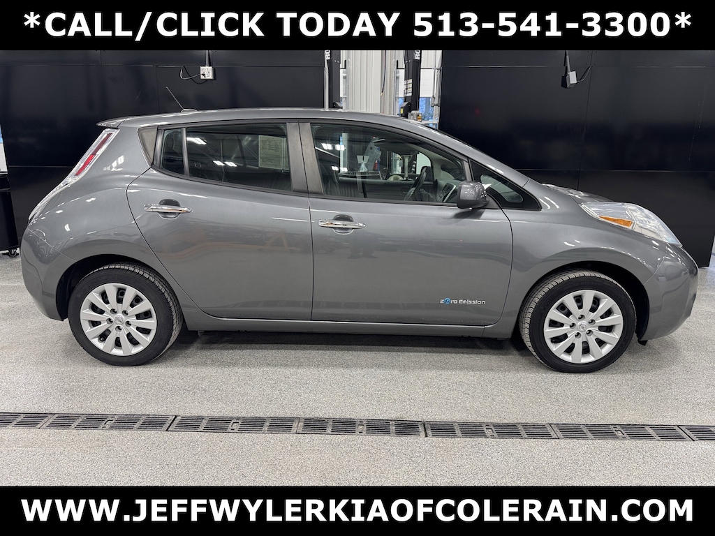 Used 2017 Nissan LEAF S Hatchback