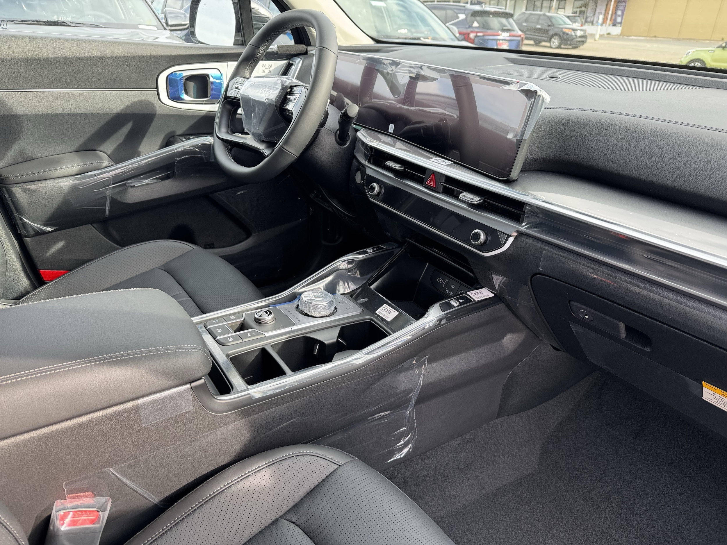 2026 Kia Sorento EX Hybrid - Photo 13