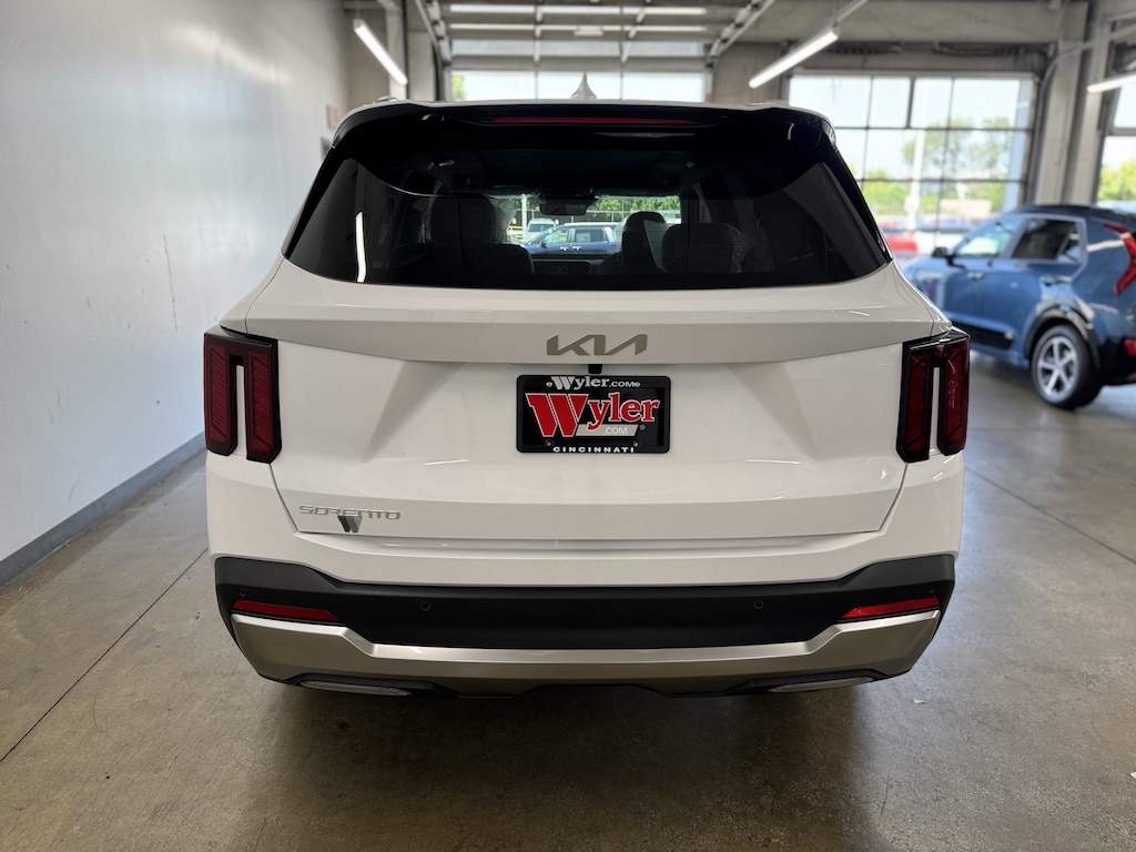 New 2025 Kia Sorento EX SUV