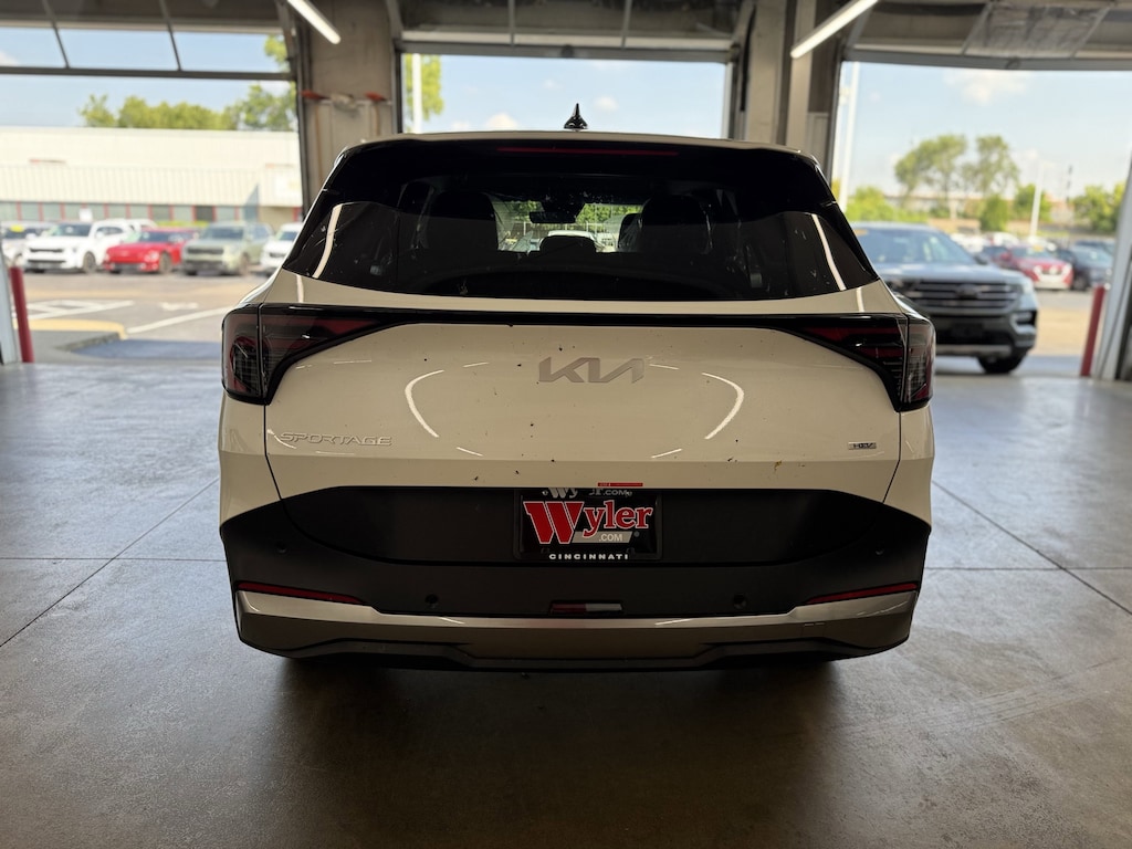 New 2026 Kia Sportage Hybrid S SUV