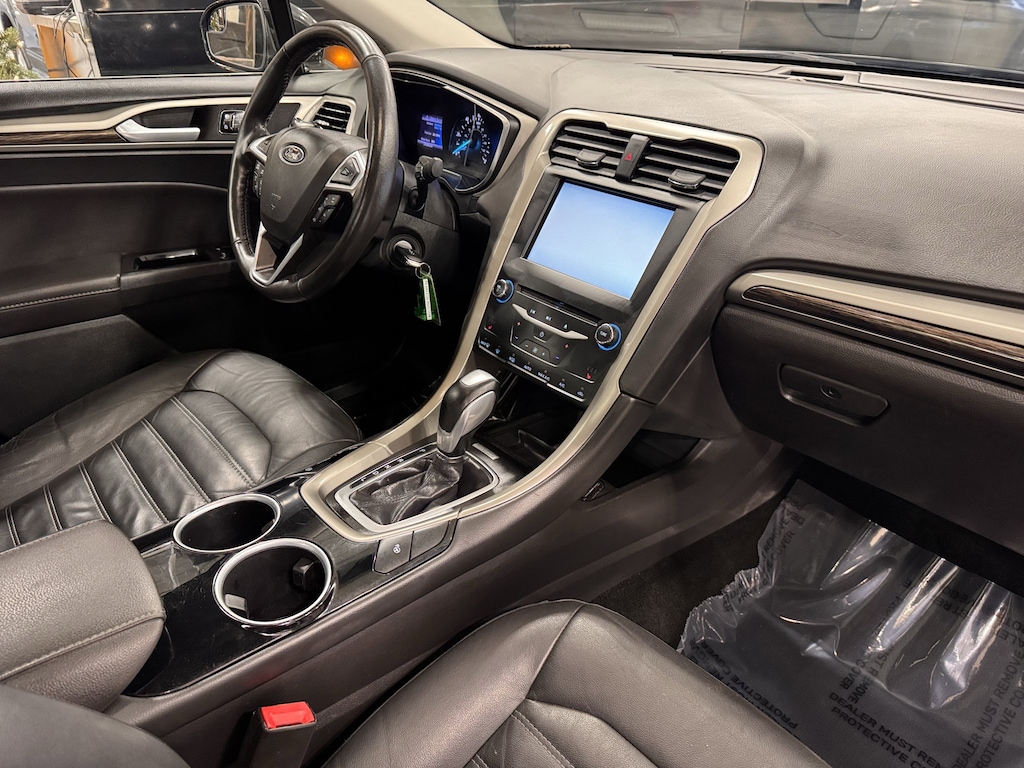 Used 2013 Ford Fusion Hybrid SE Sedan