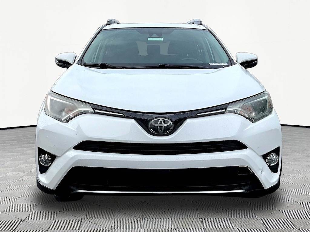 Used 2018 Toyota RAV4 XLE SUV