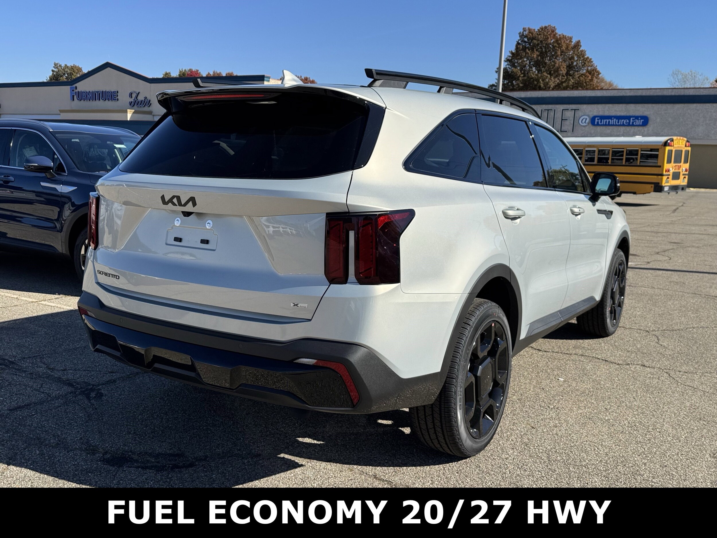 2026 Kia Sorento X-Line EX photo 2