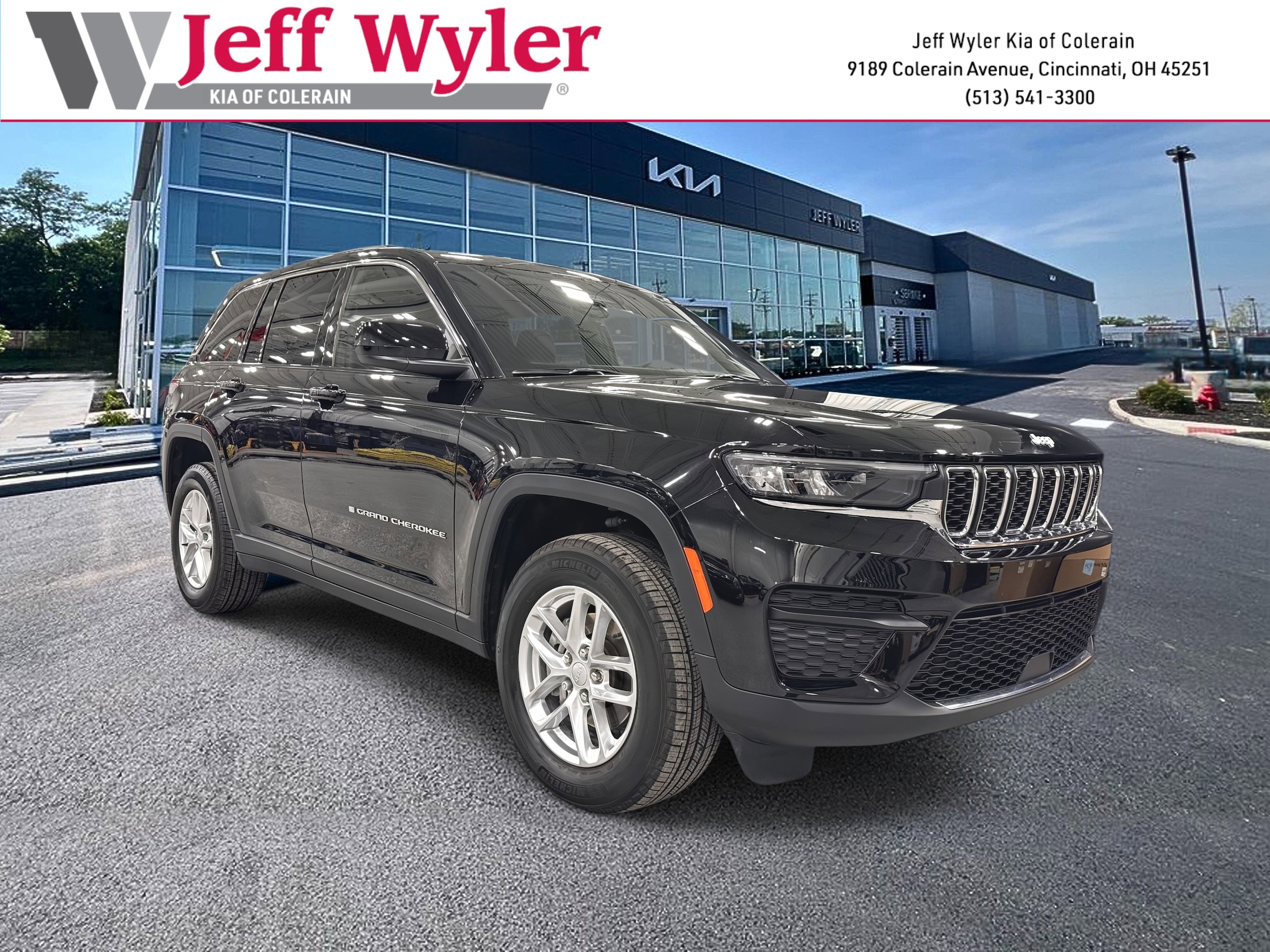 2025 Jeep Grand Cherokee Laredo's photo