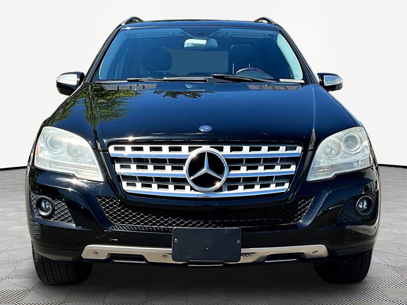 Used 2010 Mercedes-Benz M-Class ML350 with VIN 4JGBB8GB2AA560179 for sale in Cincinnati, OH