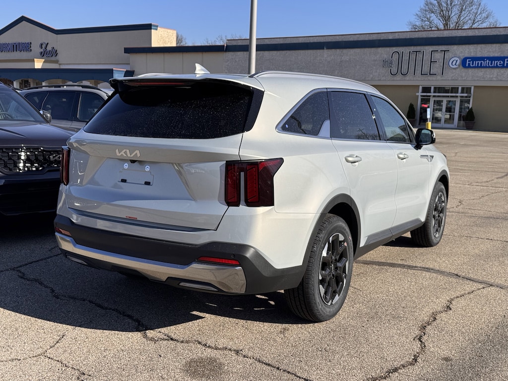 New 2026 Kia Sorento S SUV
