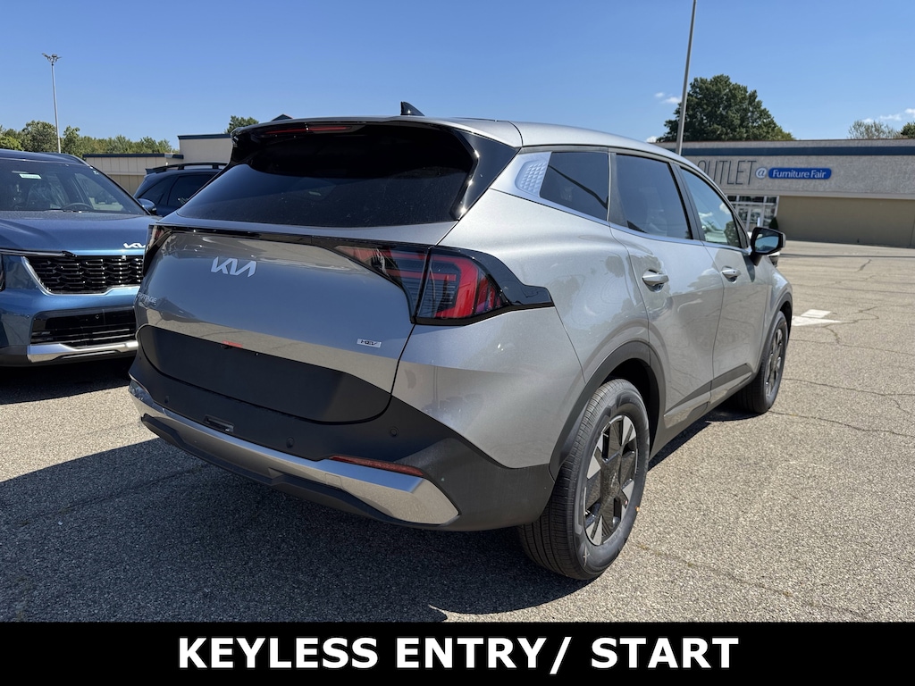 New 2026 Kia Sportage Hybrid LX SUV