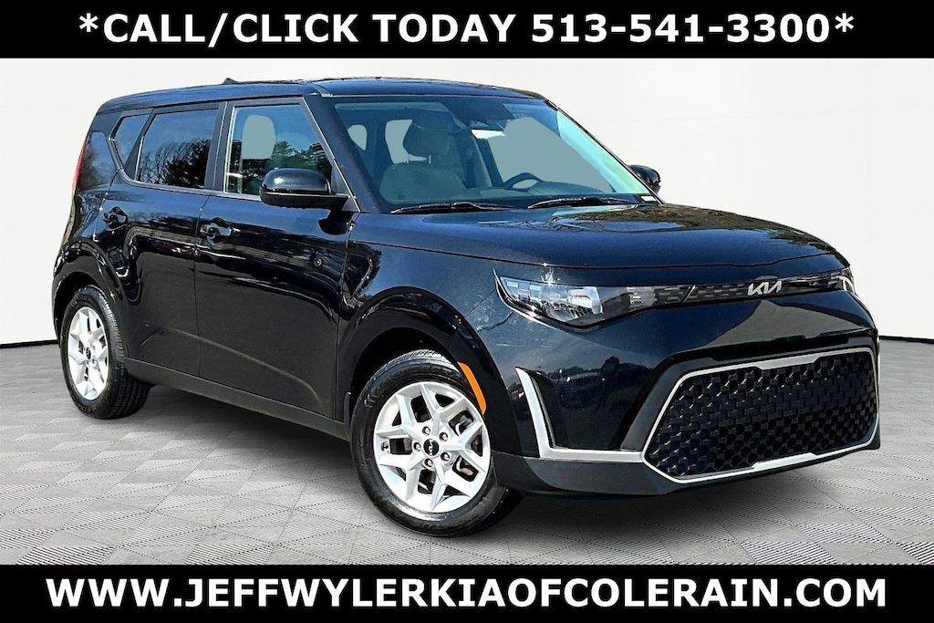 Used 2023 Kia Soul LX Hatchback