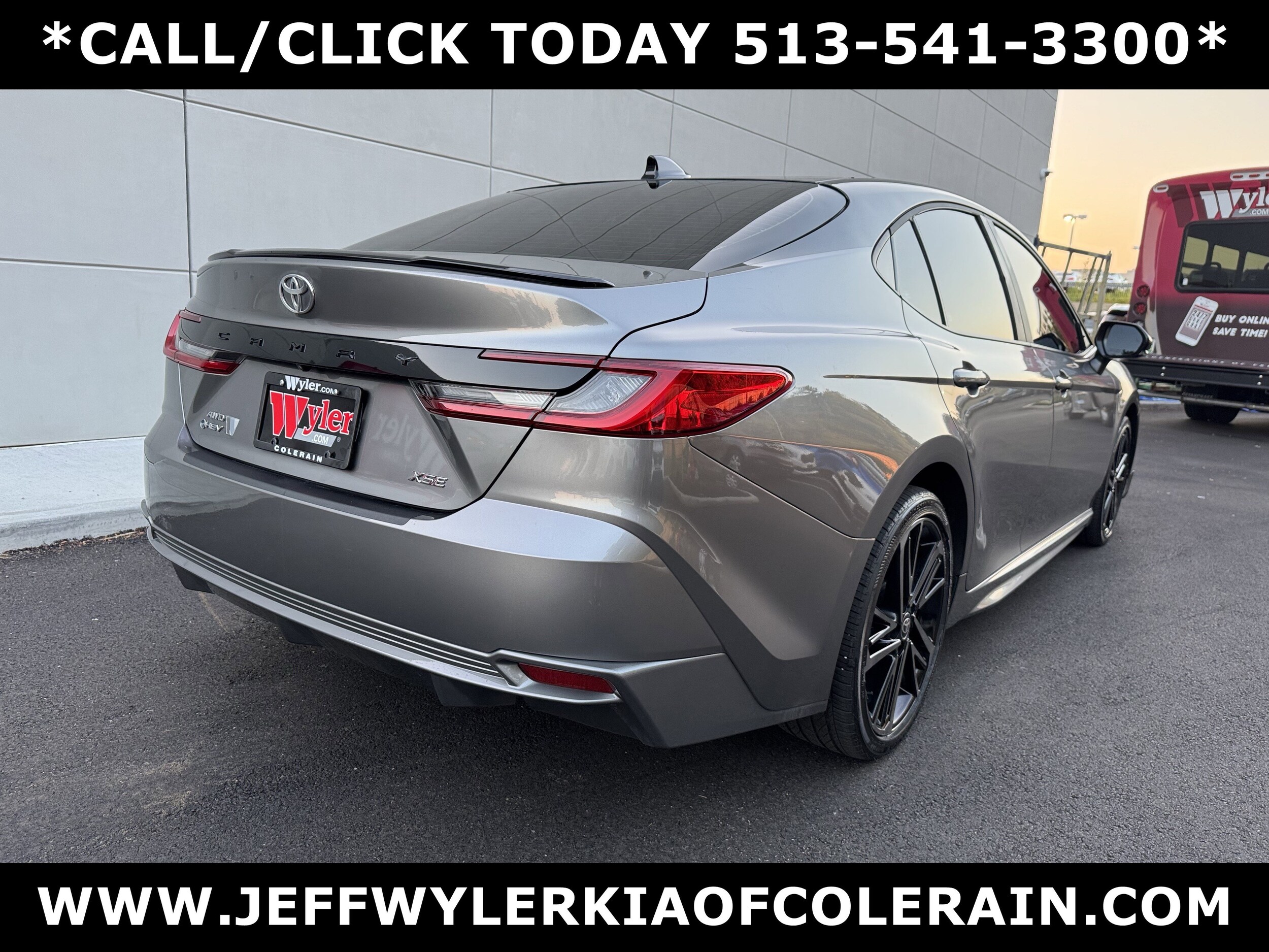 2025 Toyota Camry XSE photo 3
