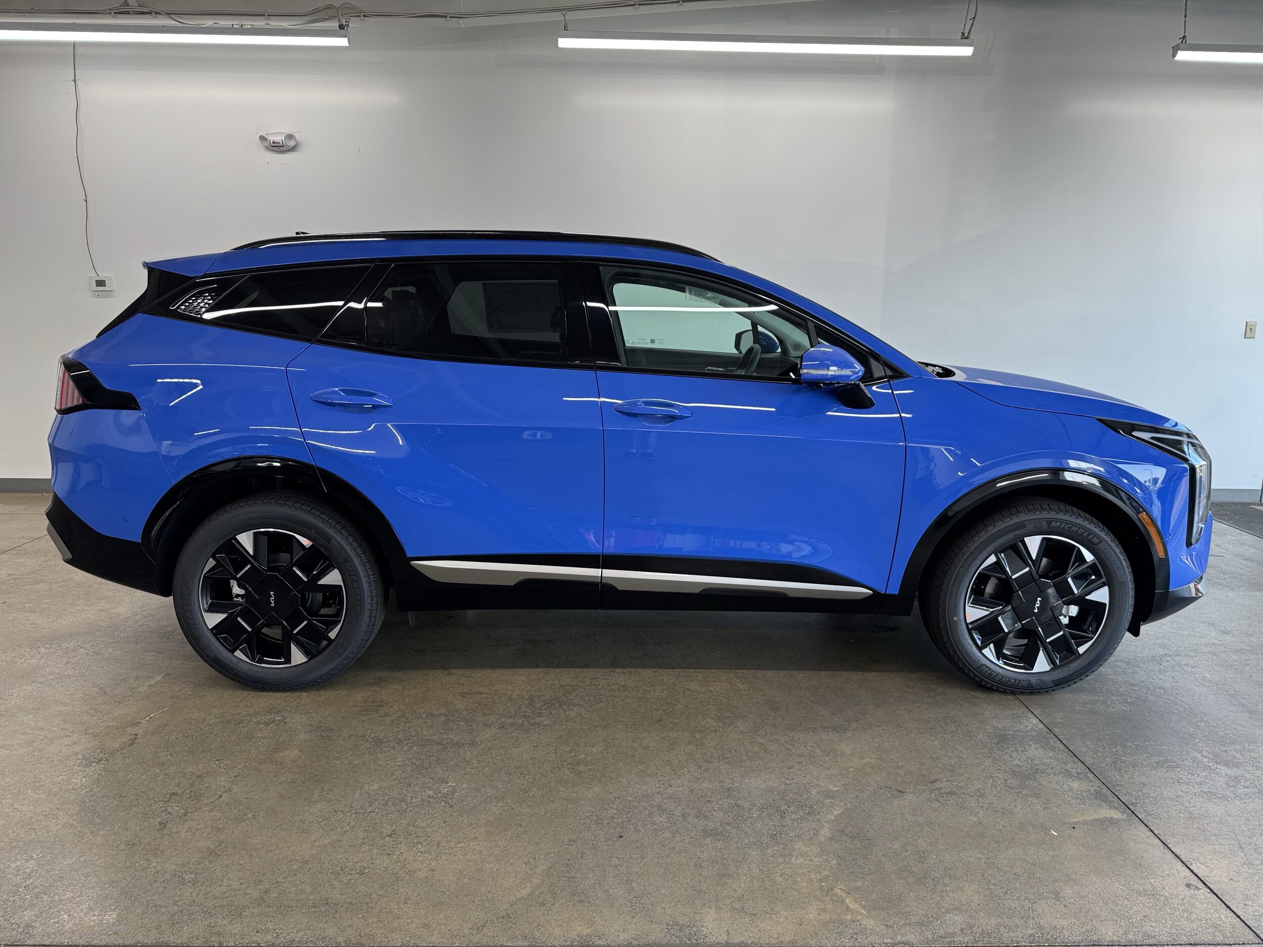 2026 Kia Sportage photo 2