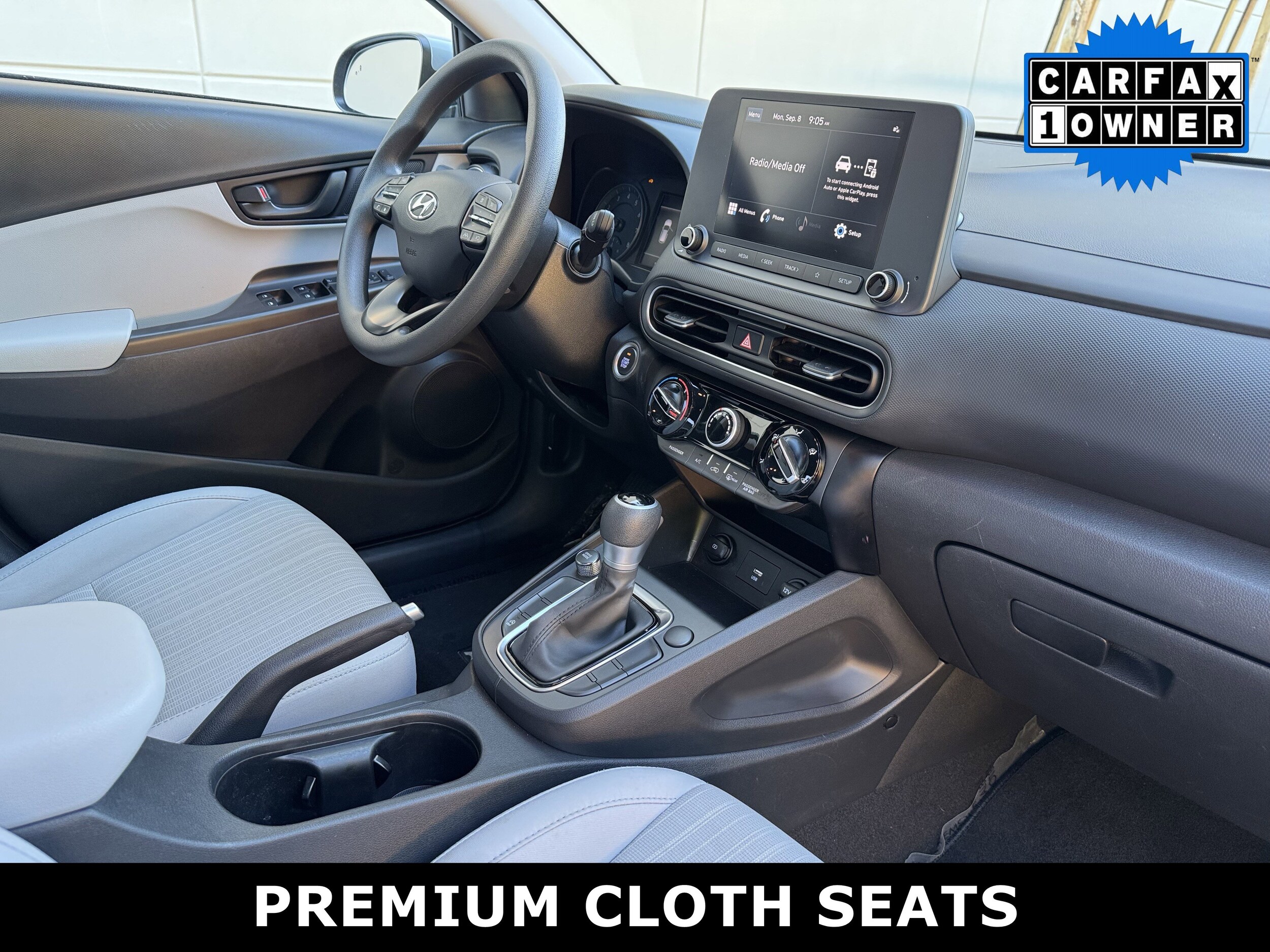 2023 Hyundai Kona SEL photo 2