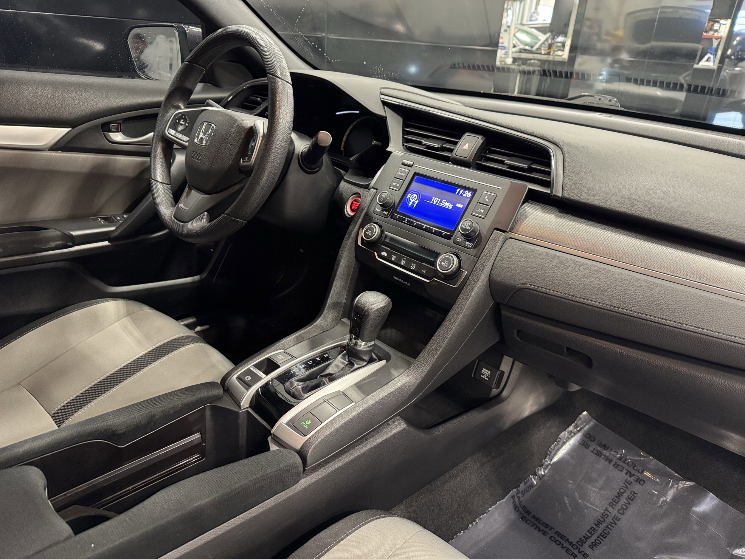 2018 Honda Civic photo 4