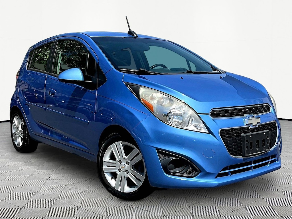 Used 2015 Chevrolet Spark LS CVT Hatchback