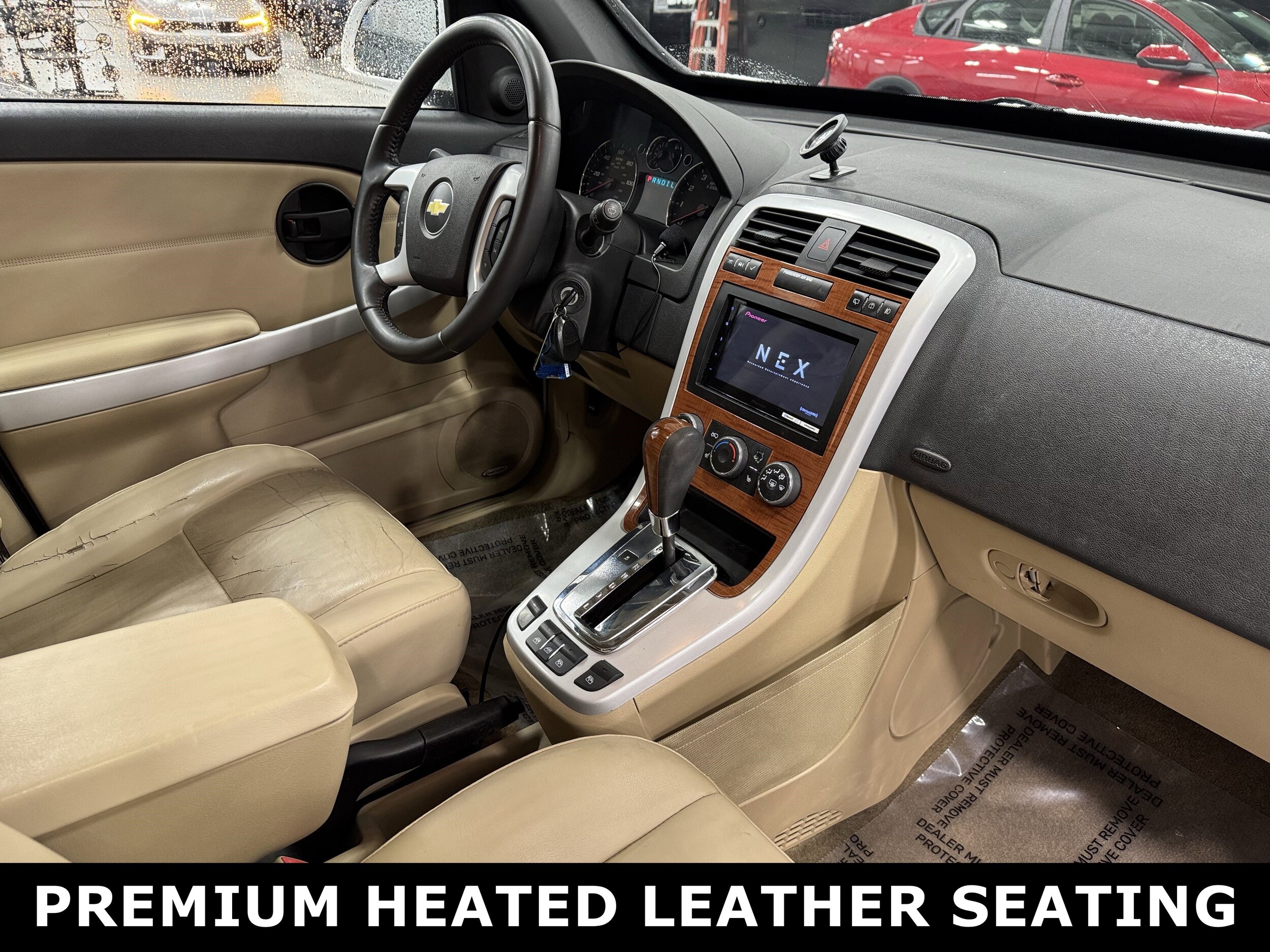 2008 Chevrolet Equinox LTZ photo 3