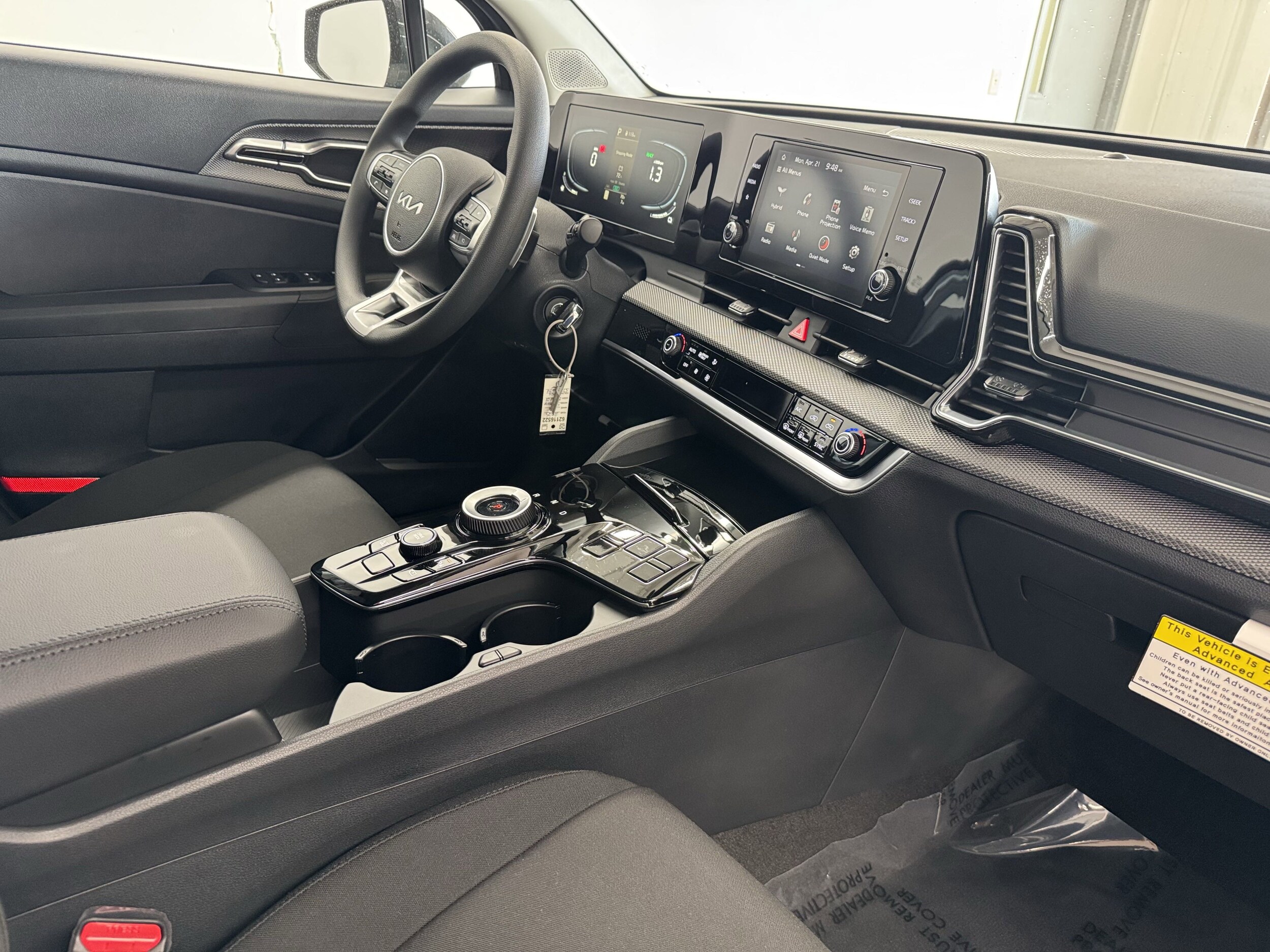 2025 Kia Sportage Hybrid LX photo 4