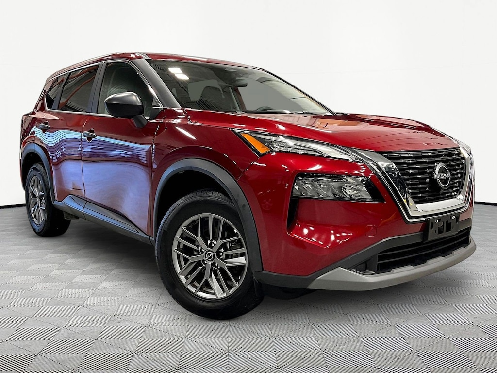 Used 2023 Nissan Rogue S SUV