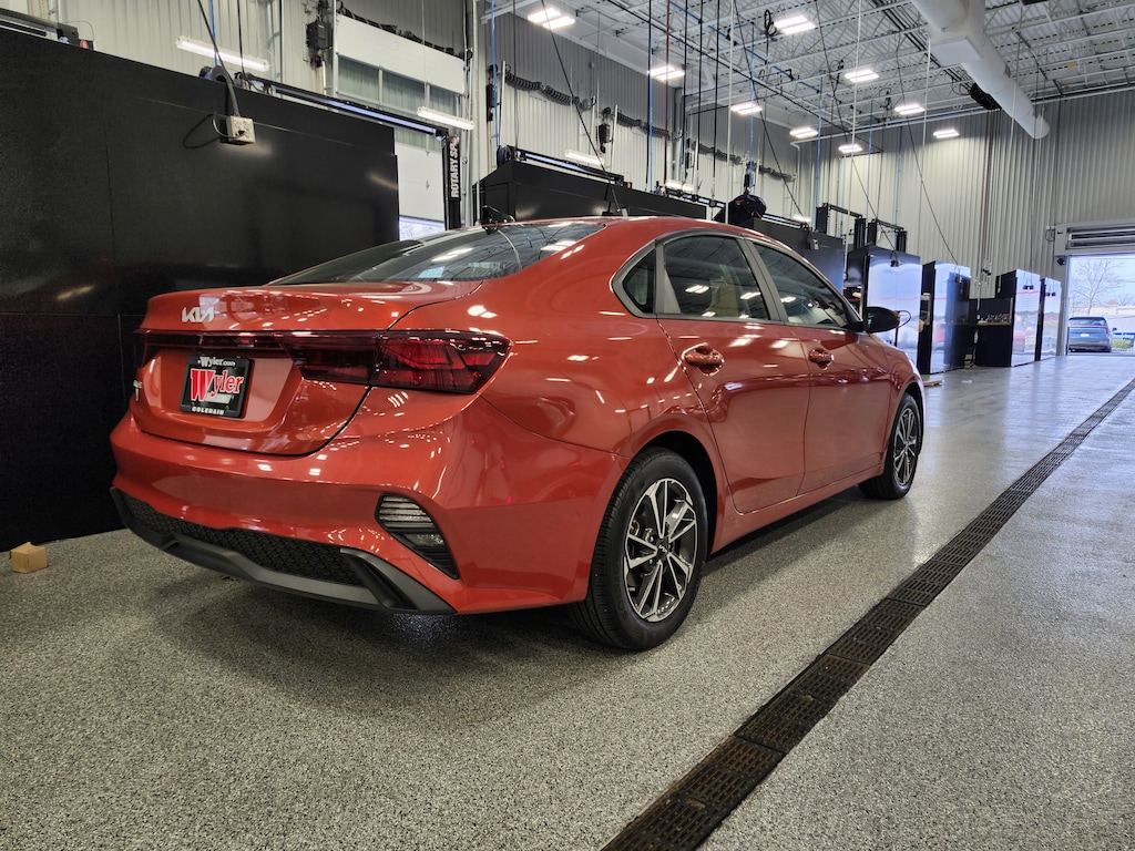 Certified 2022 Kia Forte LXS Sedan