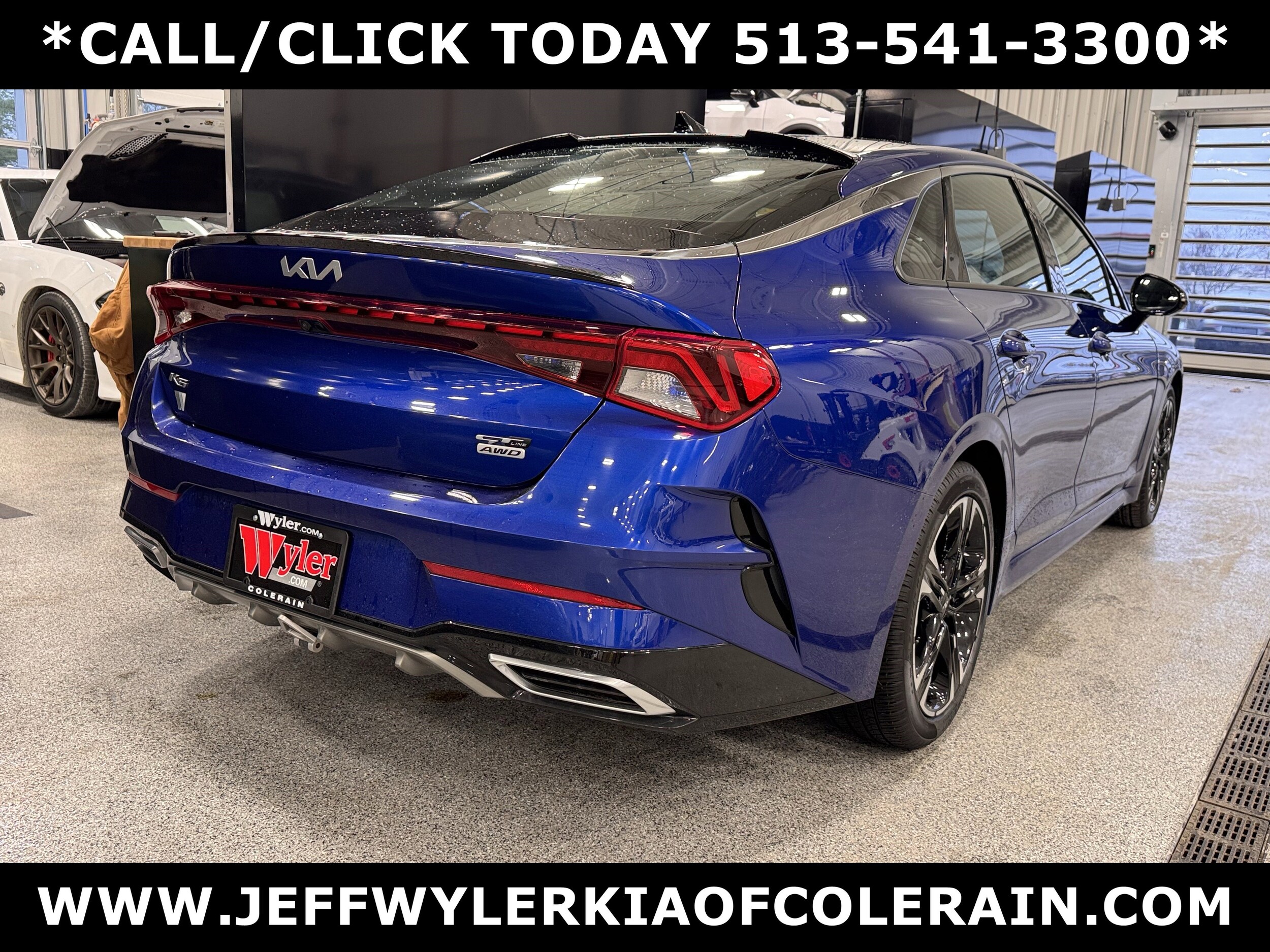 2022 Kia K5 GT-Line photo 2