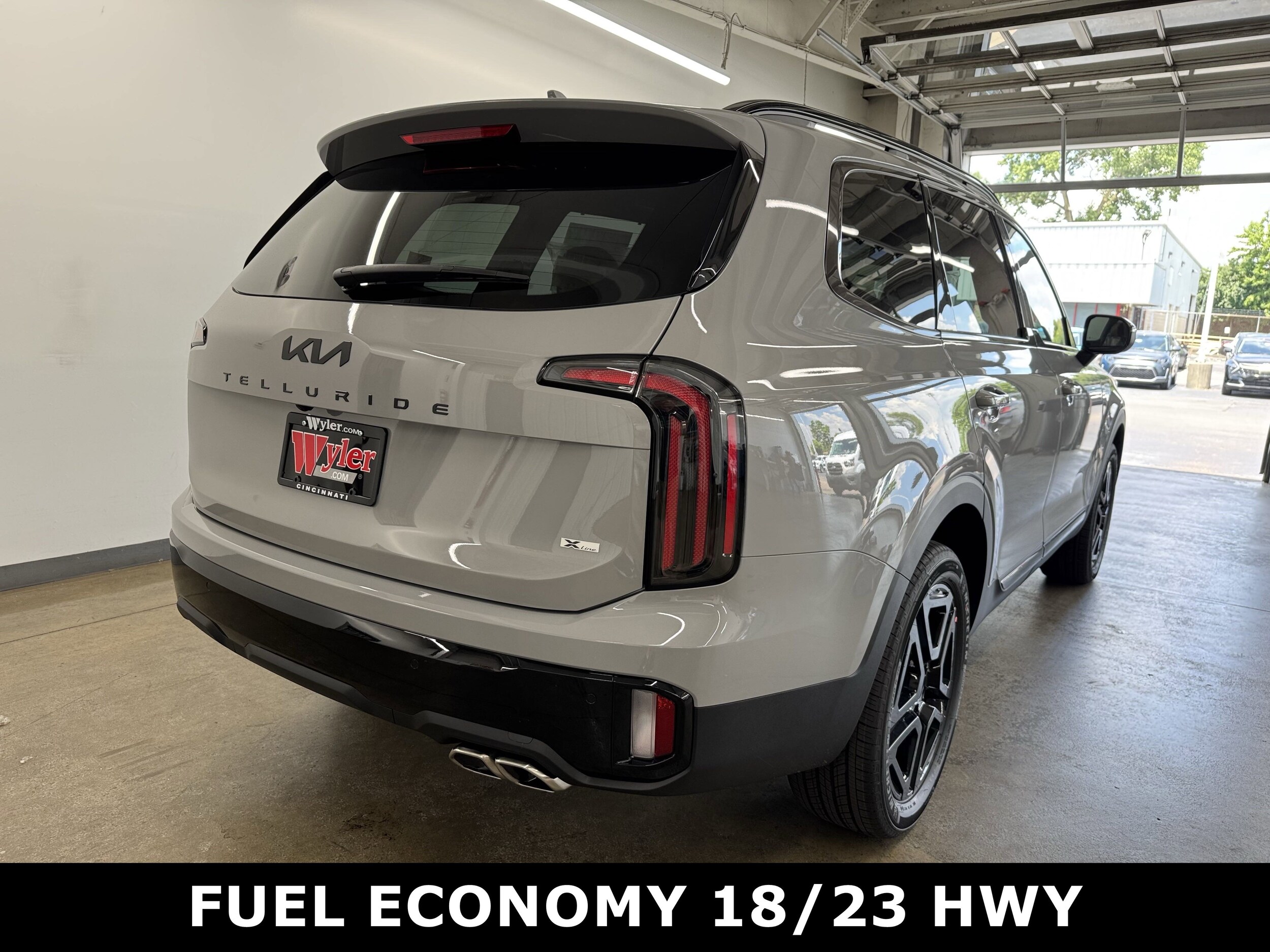2025 Kia Telluride EX X-Line photo 2