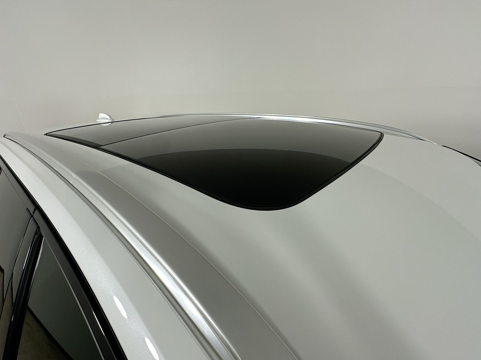 2023 Volvo V60 Cross Country Ultimate - Photo 11