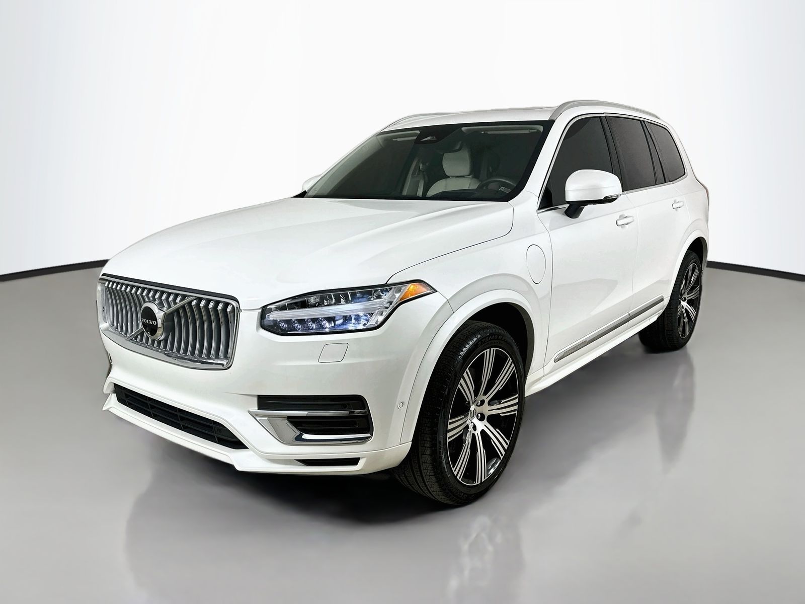 2024 Volvo XC90 Recharge Plug-In Hybrid