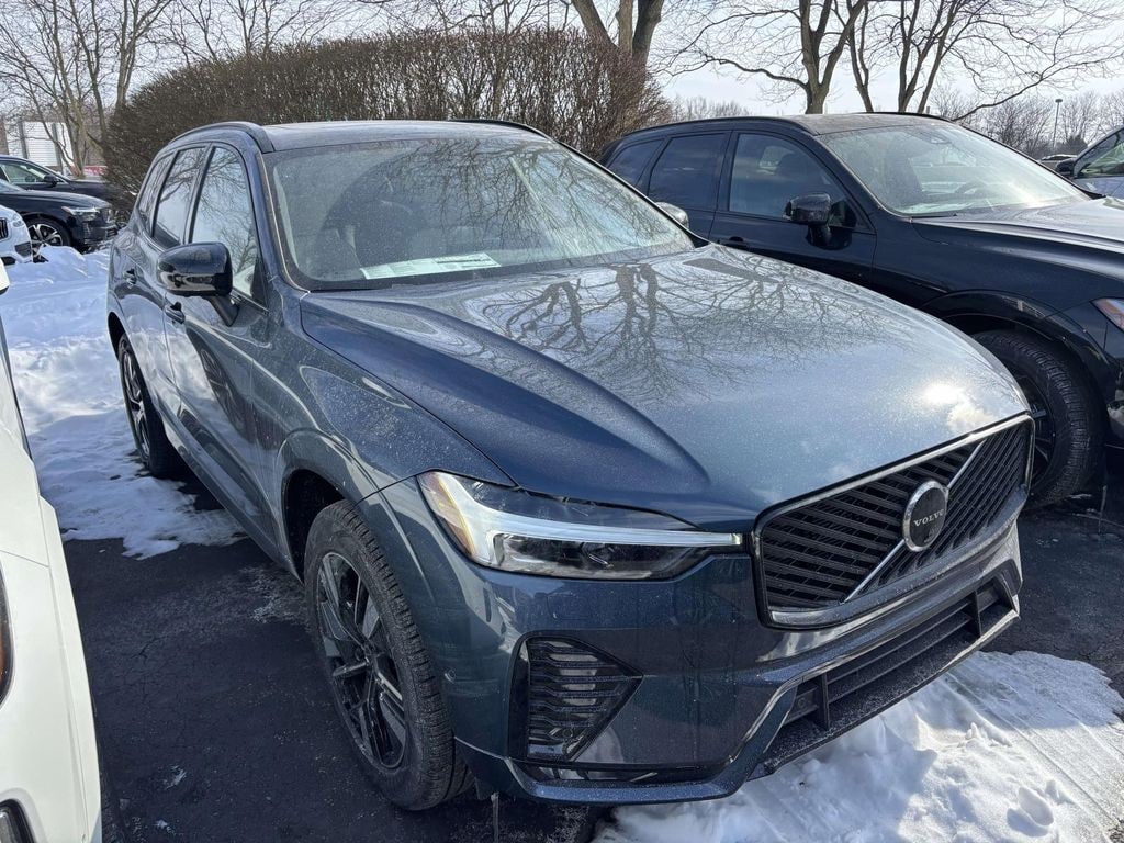 New 2026 Volvo XC60 B5 Plus SUV