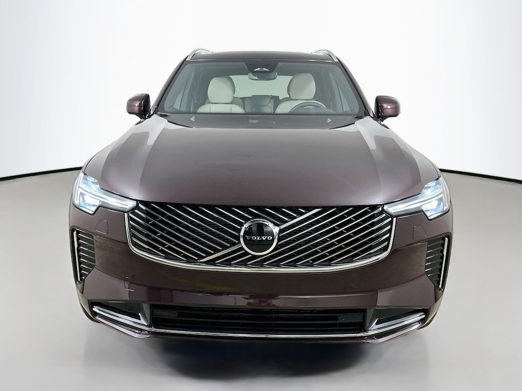 New 2026 Volvo XC90 B5 Core SUV