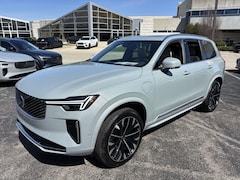 2026 Volvo XC90 plug-in hybrid T8 Plus 7-Seater eAWD SUV