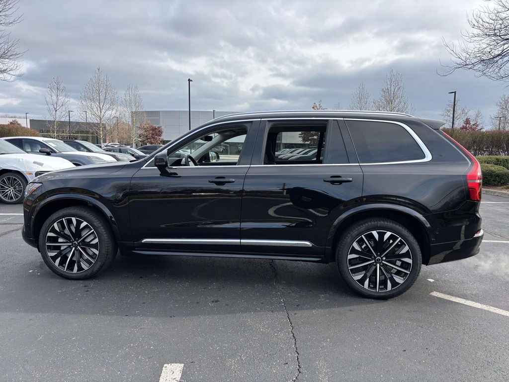 2026 Volvo XC90 Plus