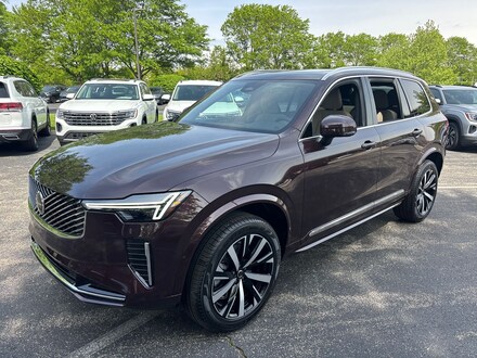 2026 Volvo XC90 B5 Core SUV