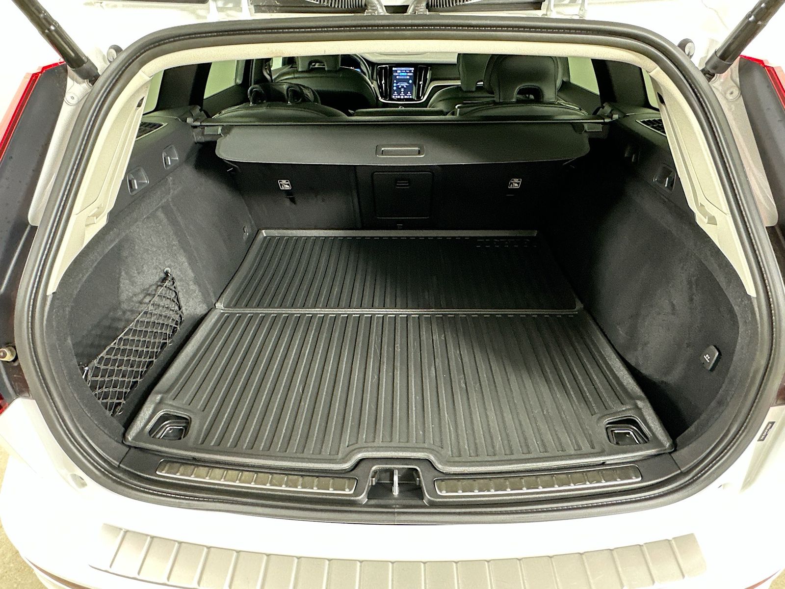 2023 Volvo V60 Cross Country Ultimate - Photo 38