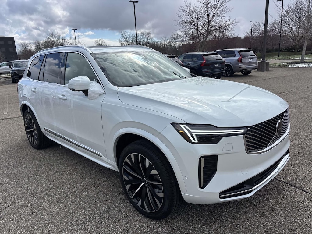 New 2026 Volvo XC90 plug-in hybrid T8 Plus 7-Seater SUV