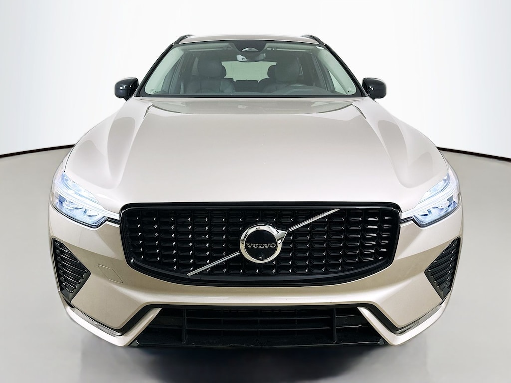 Used 2024 Volvo XC60 B5 Plus Dark Theme SUV