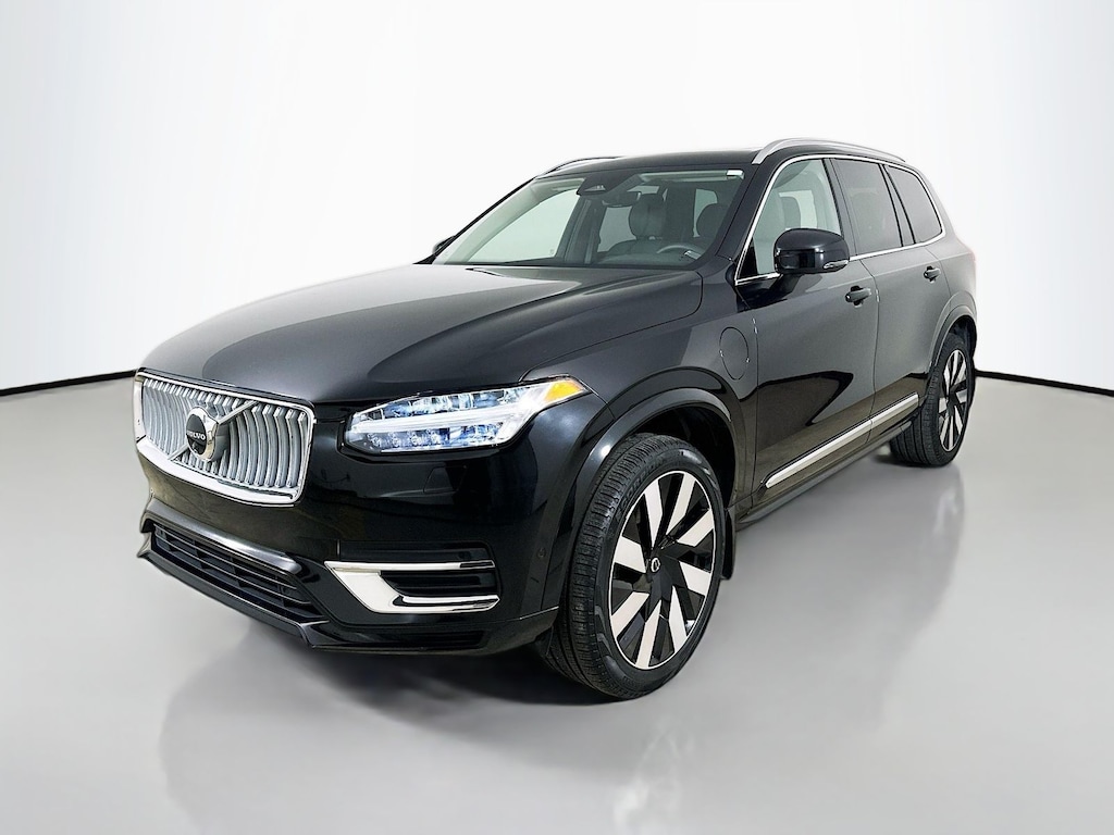 Used 2025 Volvo XC90 Plug-In Hybrid T8 Plus SUV