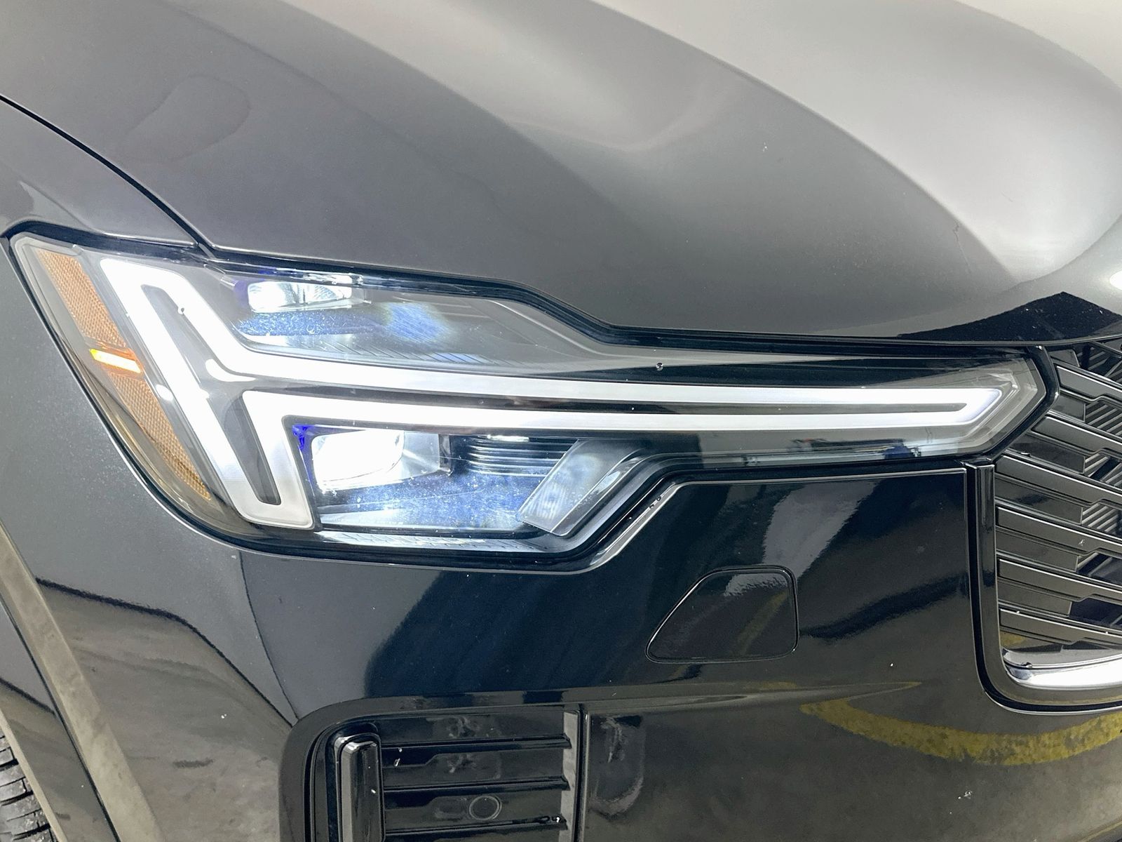 2026 Volvo XC90 Ultra - Photo 9