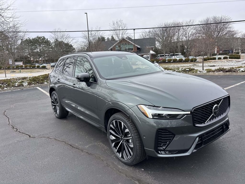 New 2026 Volvo XC60 B5 Ultra SUV