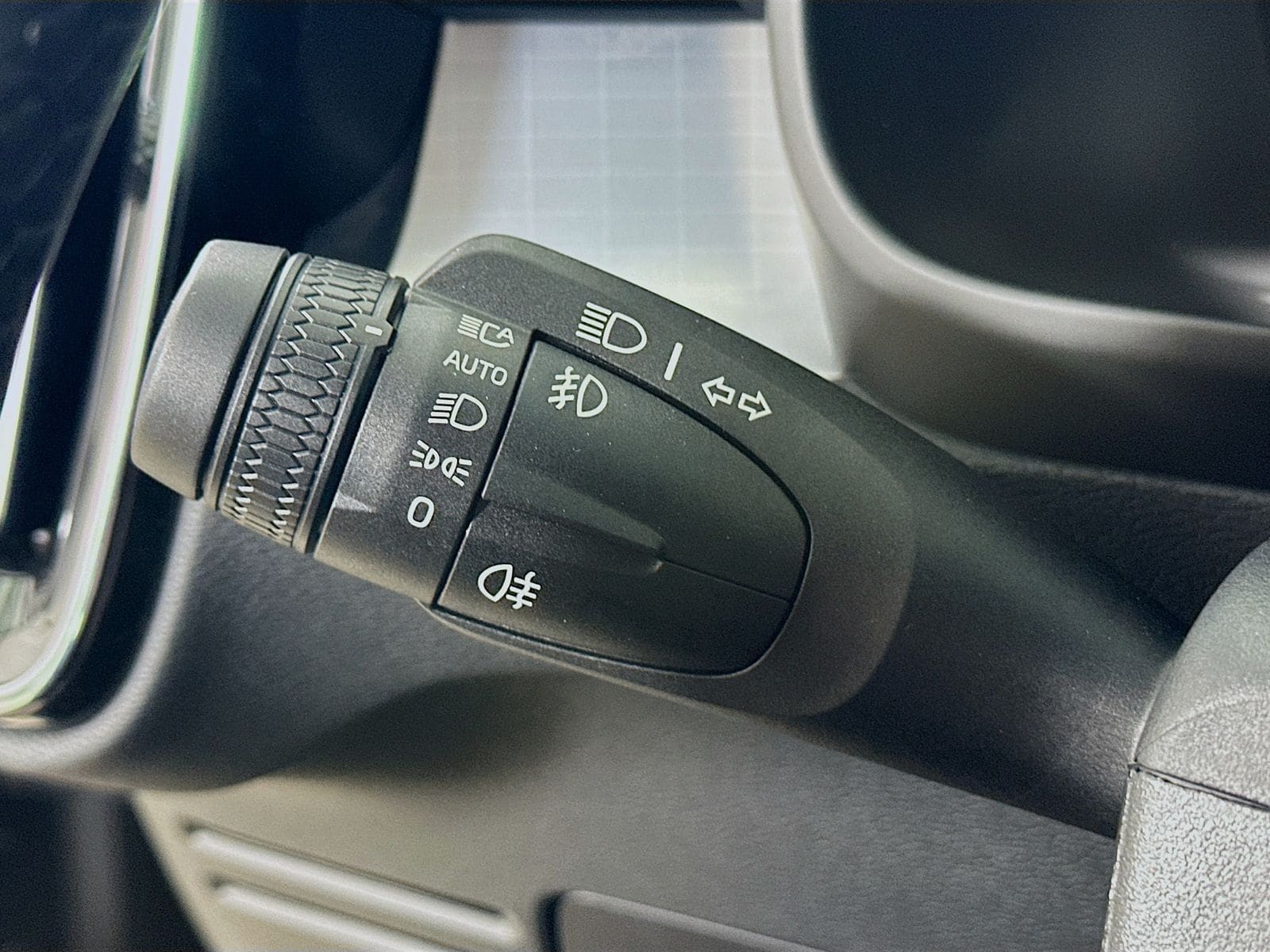 2026 Volvo XC40 Ultra Black Edition - Photo 20