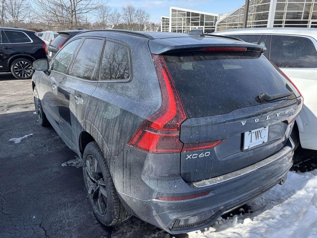 New 2026 Volvo XC60 B5 Plus SUV