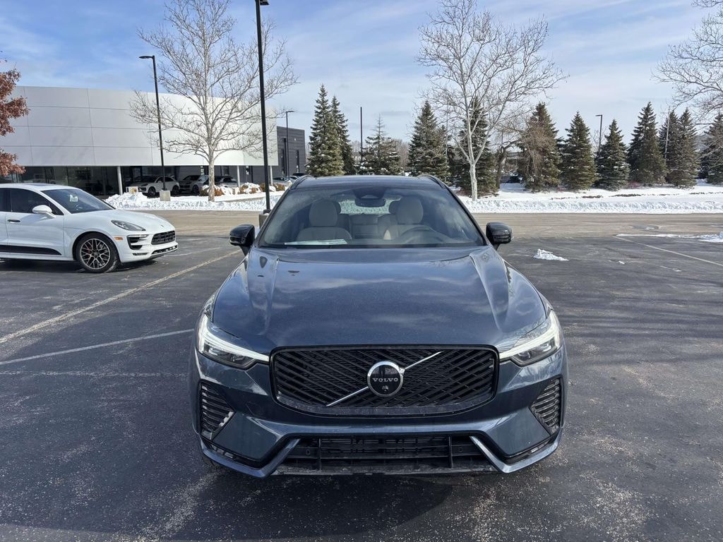 New 2026 Volvo XC60 B5 Plus SUV