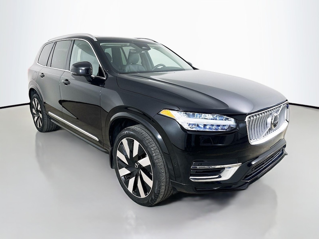 Used 2025 Volvo XC90 Plug-In Hybrid T8 Plus SUV