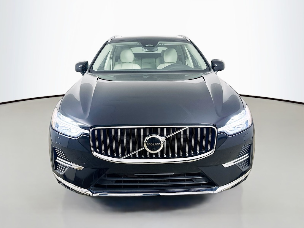 Used 2023 Volvo XC60 B5 Plus Bright Theme SUV